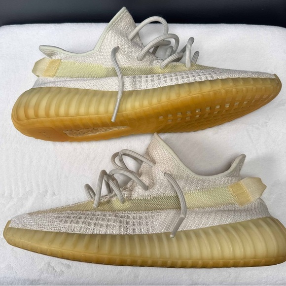 Yeezy Boost 350 V2 'Light' – Size 10.5M – UV Color Shift Reflective! - Picture 5 of 11